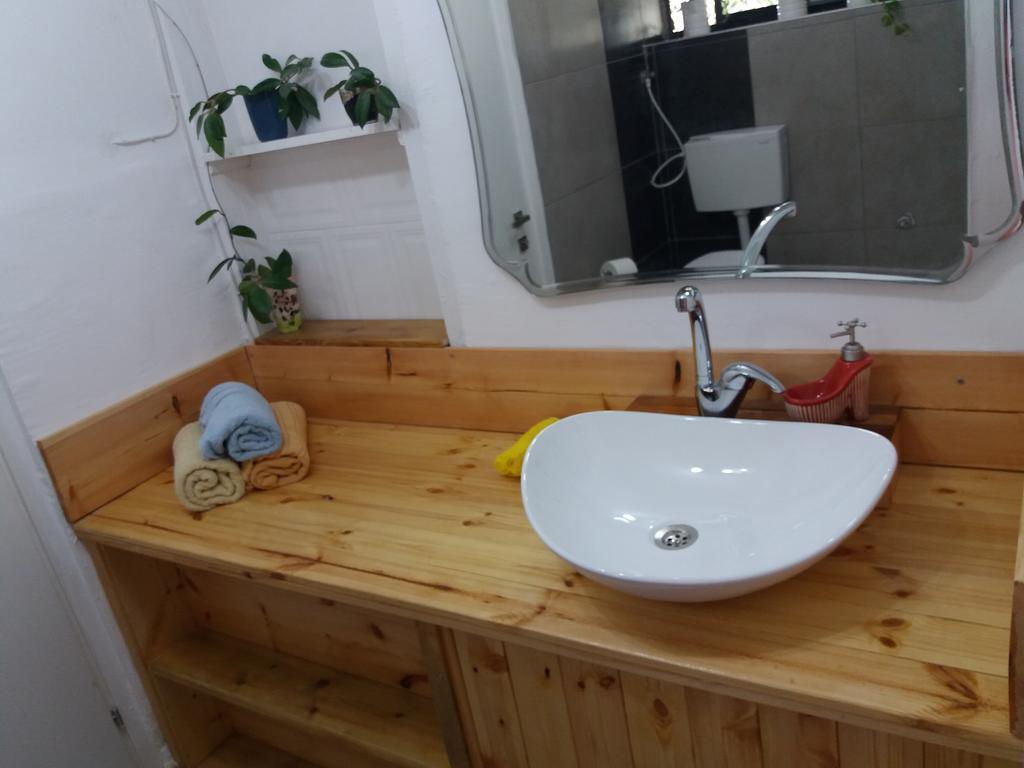 Zipi Orhan Akko Bagian luar foto